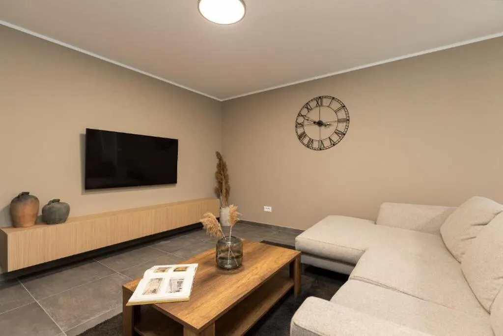 Vista Mare Apartment Porec 0*,  Croatia